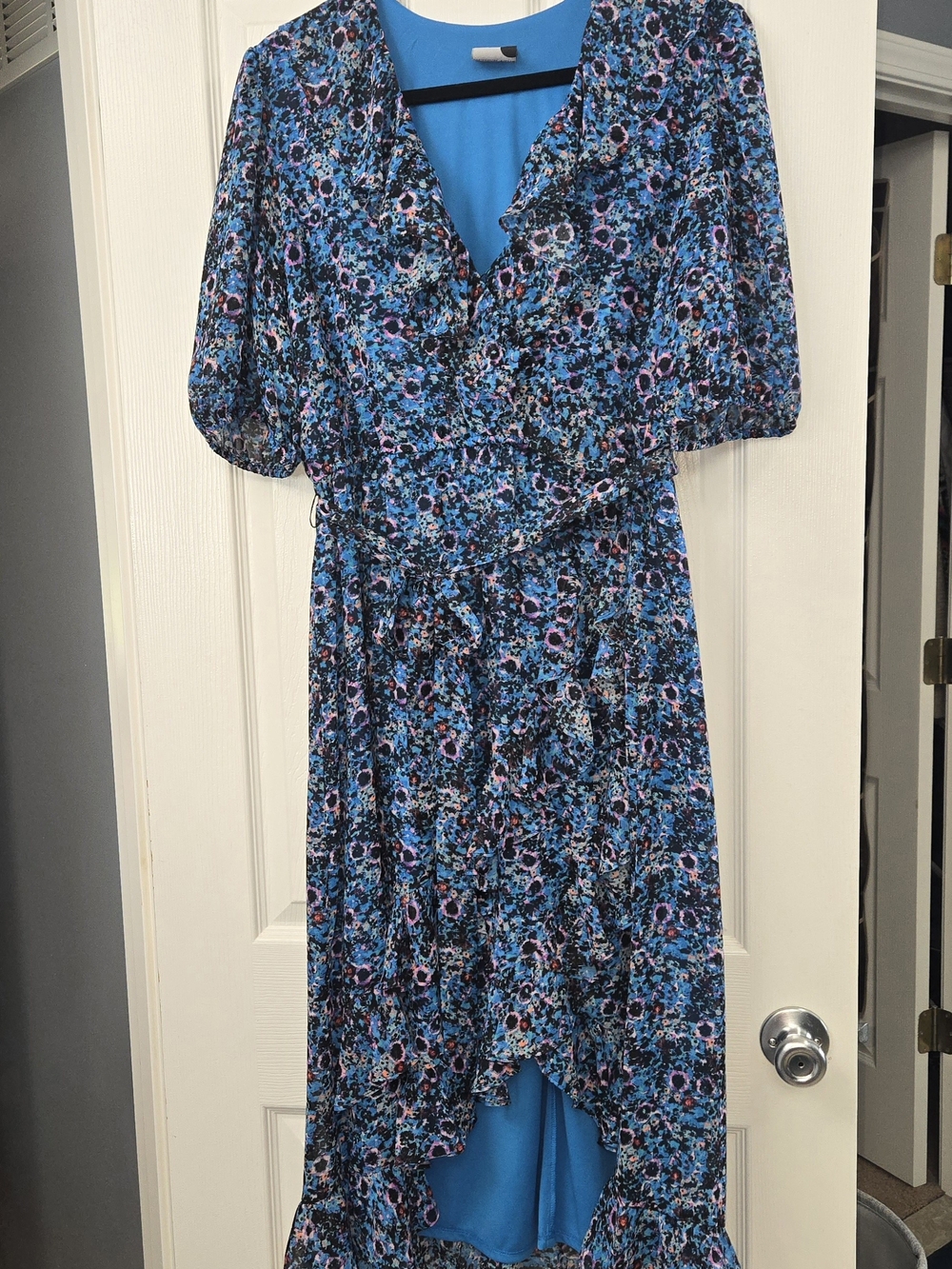 Maison Tara Blue Floral High-Low Wrap Dress Size Large